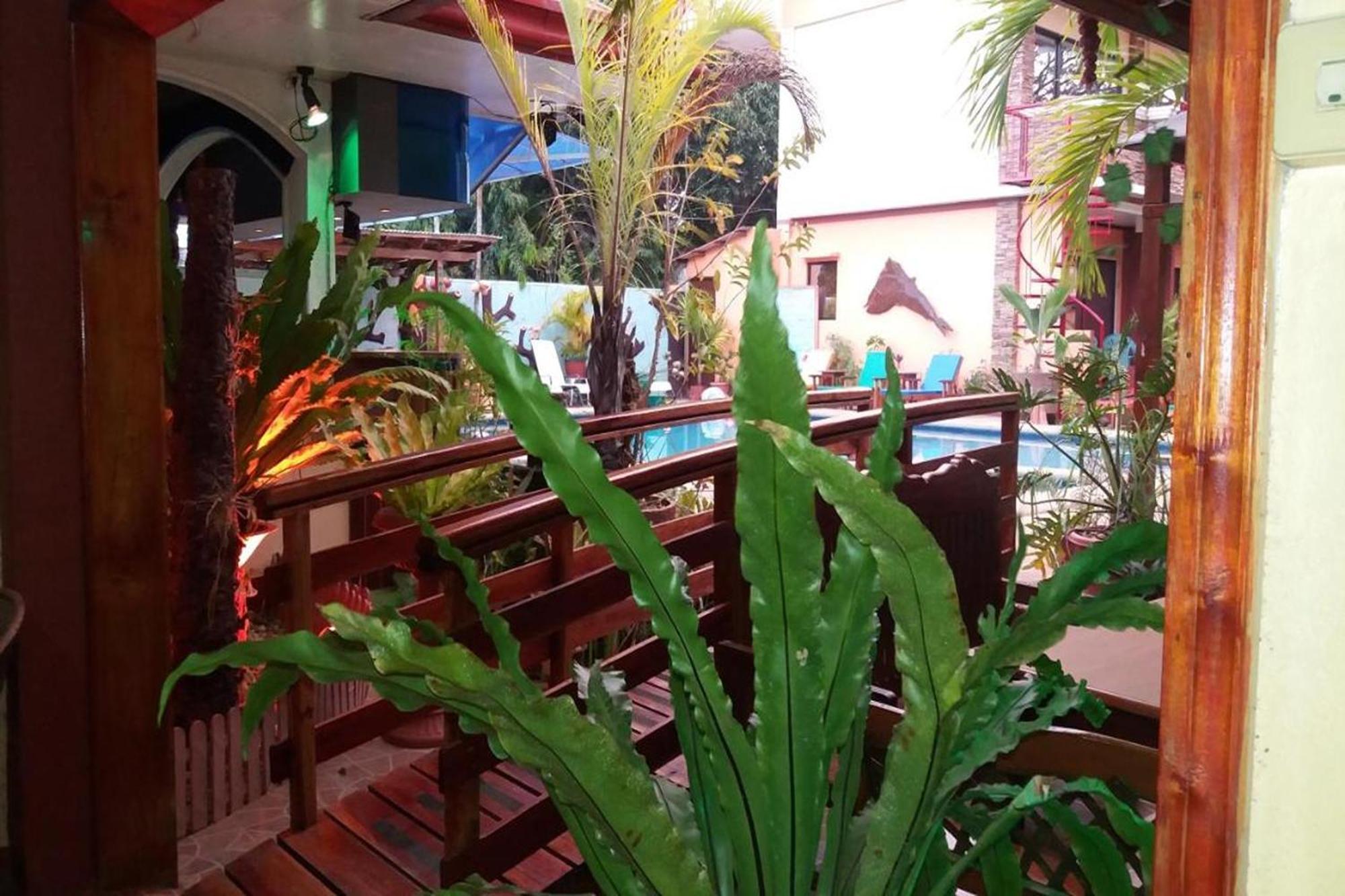 Citadel Bed And Breakfast Puerto Princesa Dış mekan fotoğraf